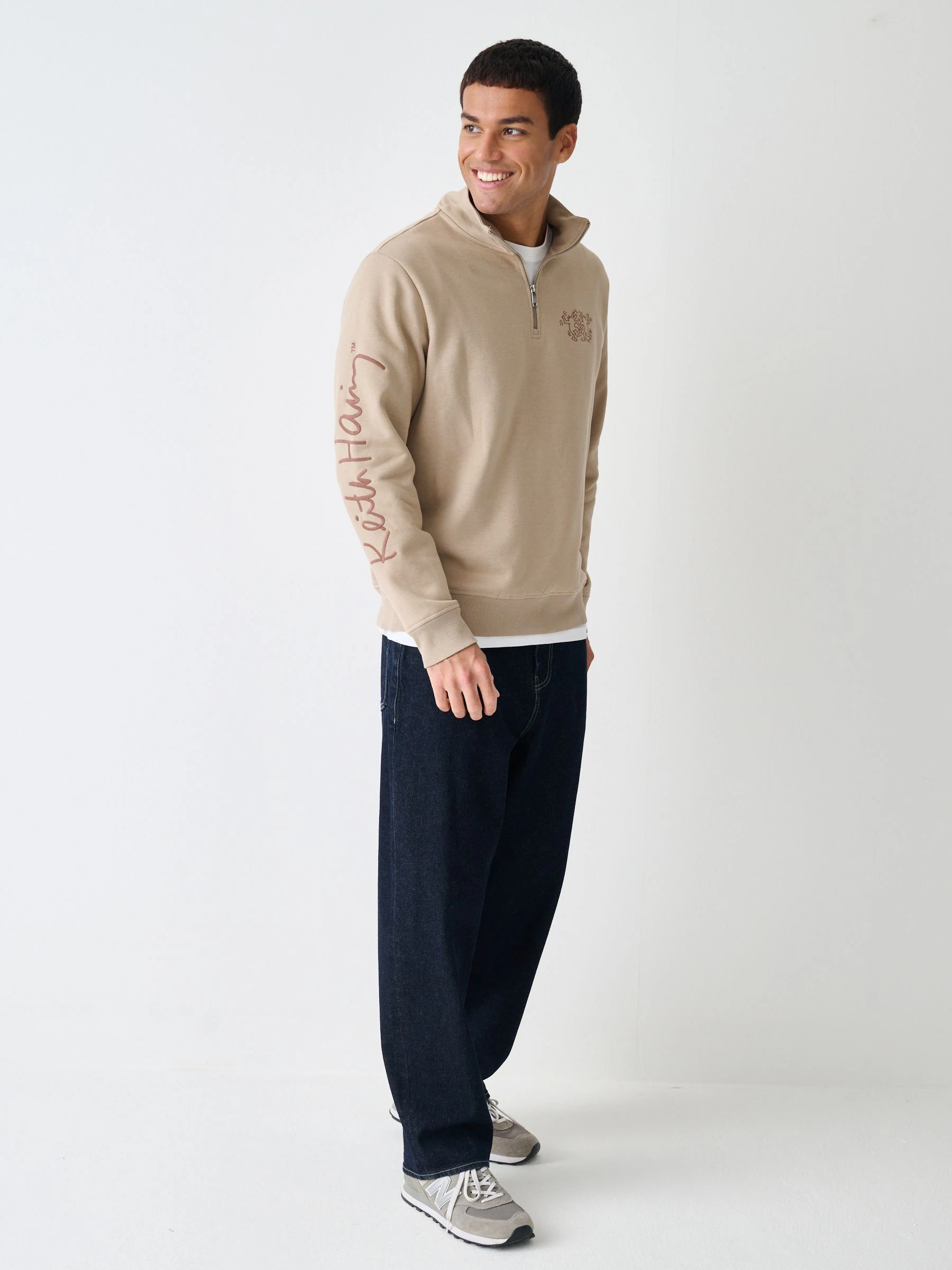 Neutraal kiezelkleurig - Keith Haring Licence Graphic Print Quarter Zip Neck Sweatshirt