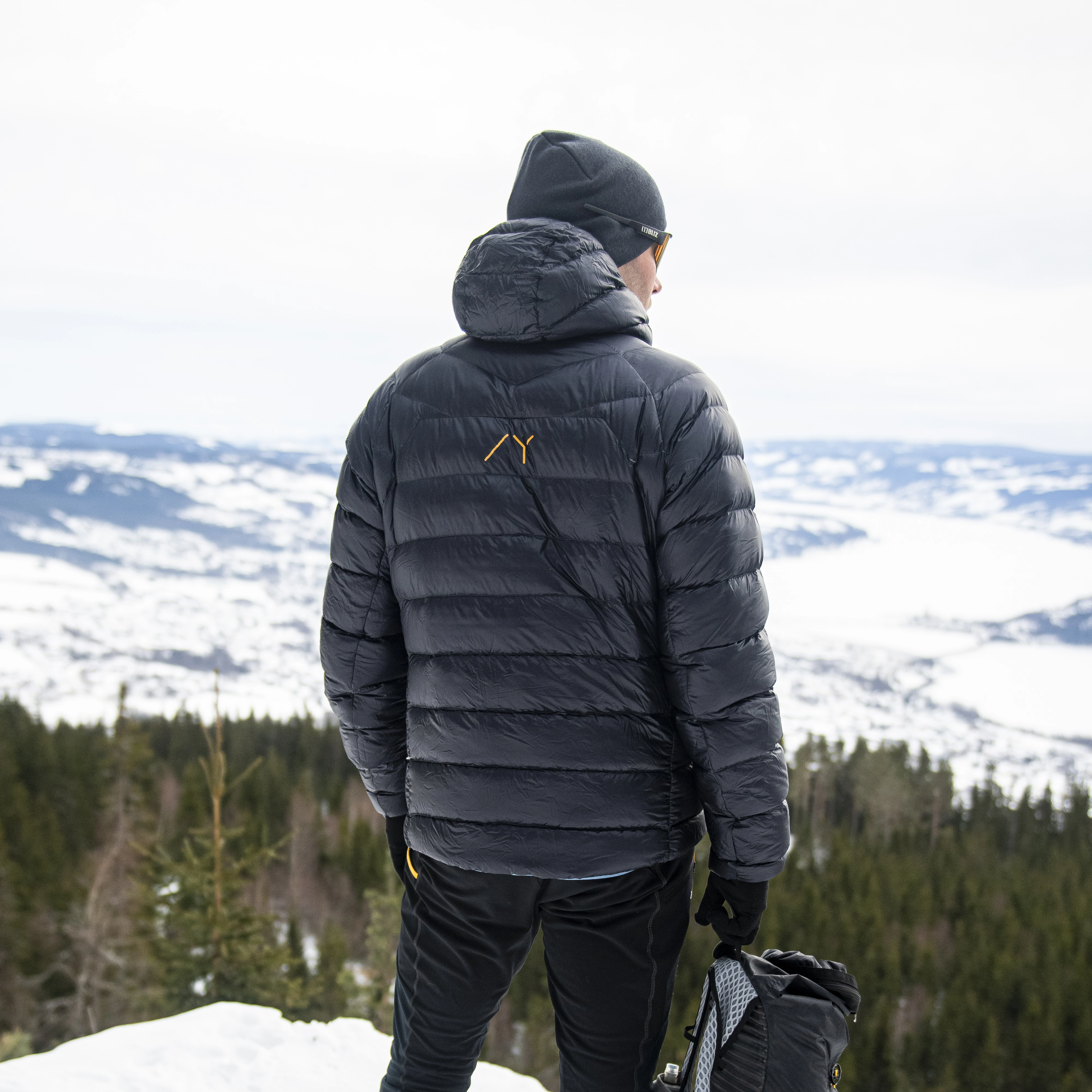 Y LightLine Weightless Down Jacket Hood Men Dark Shadow Grey