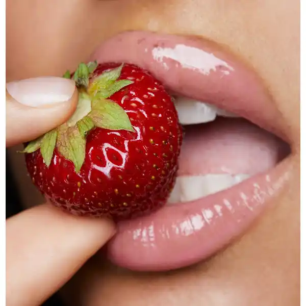 Glowy Lip Oil Berry Red #13