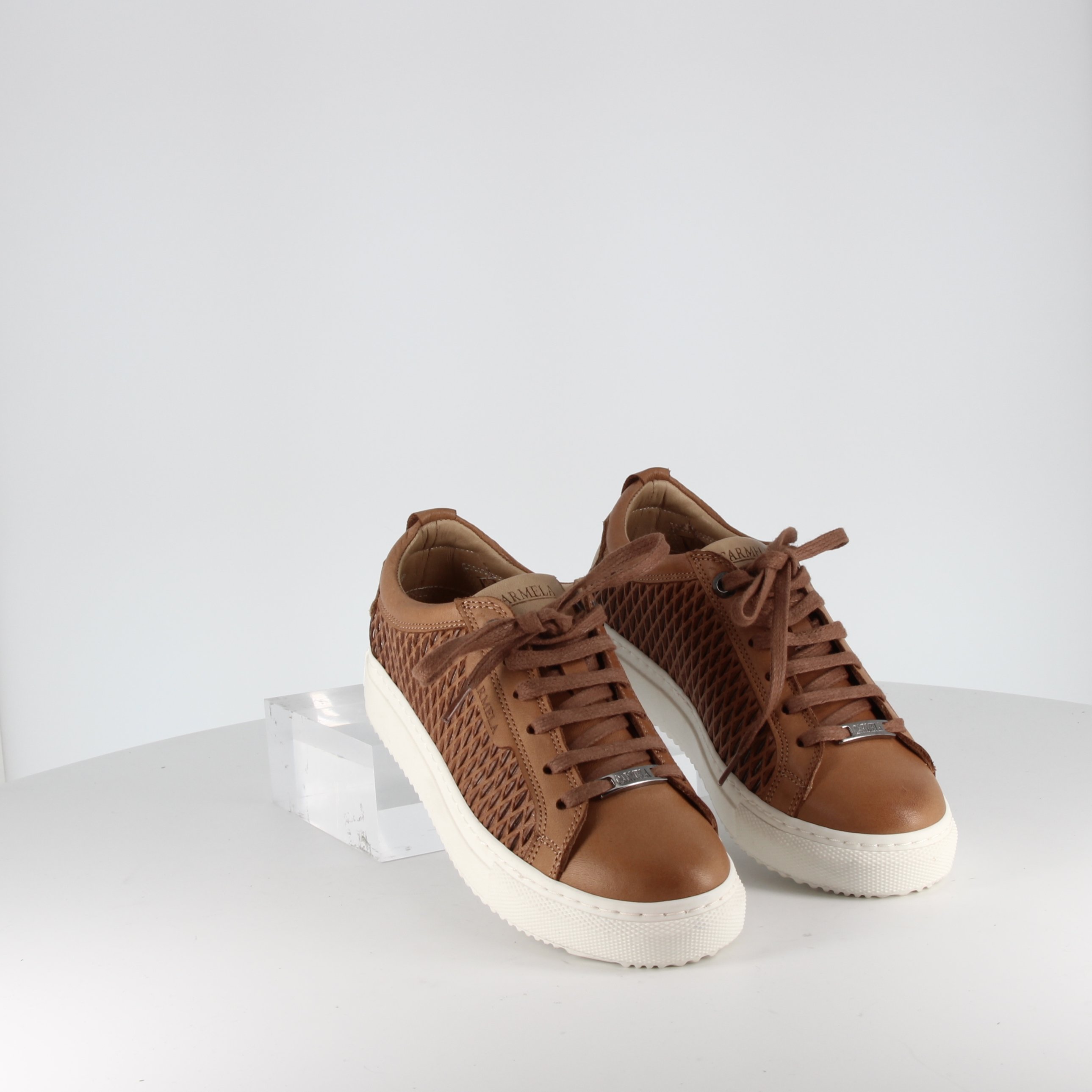 Carmela - Baskets CAMILLIA Camel
