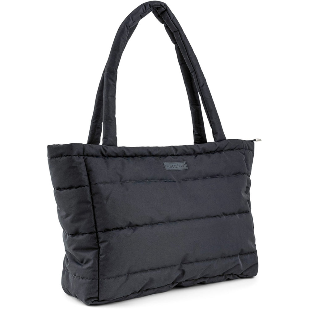 Køb DonebyDeer Sort Quiltet Pusle Tote Bag