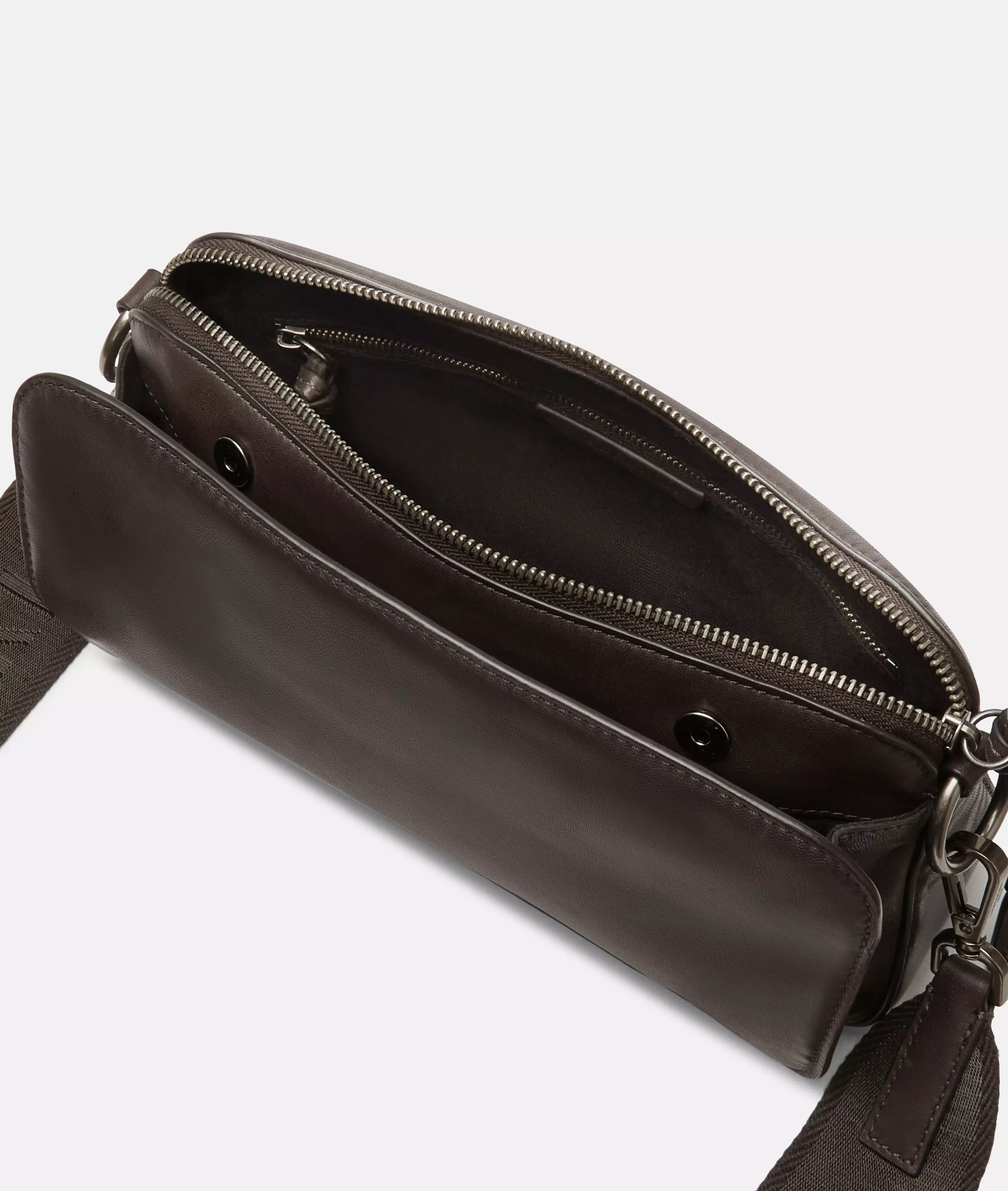 Clarice Crossbody M Spacious sheepskin shoulder bag
