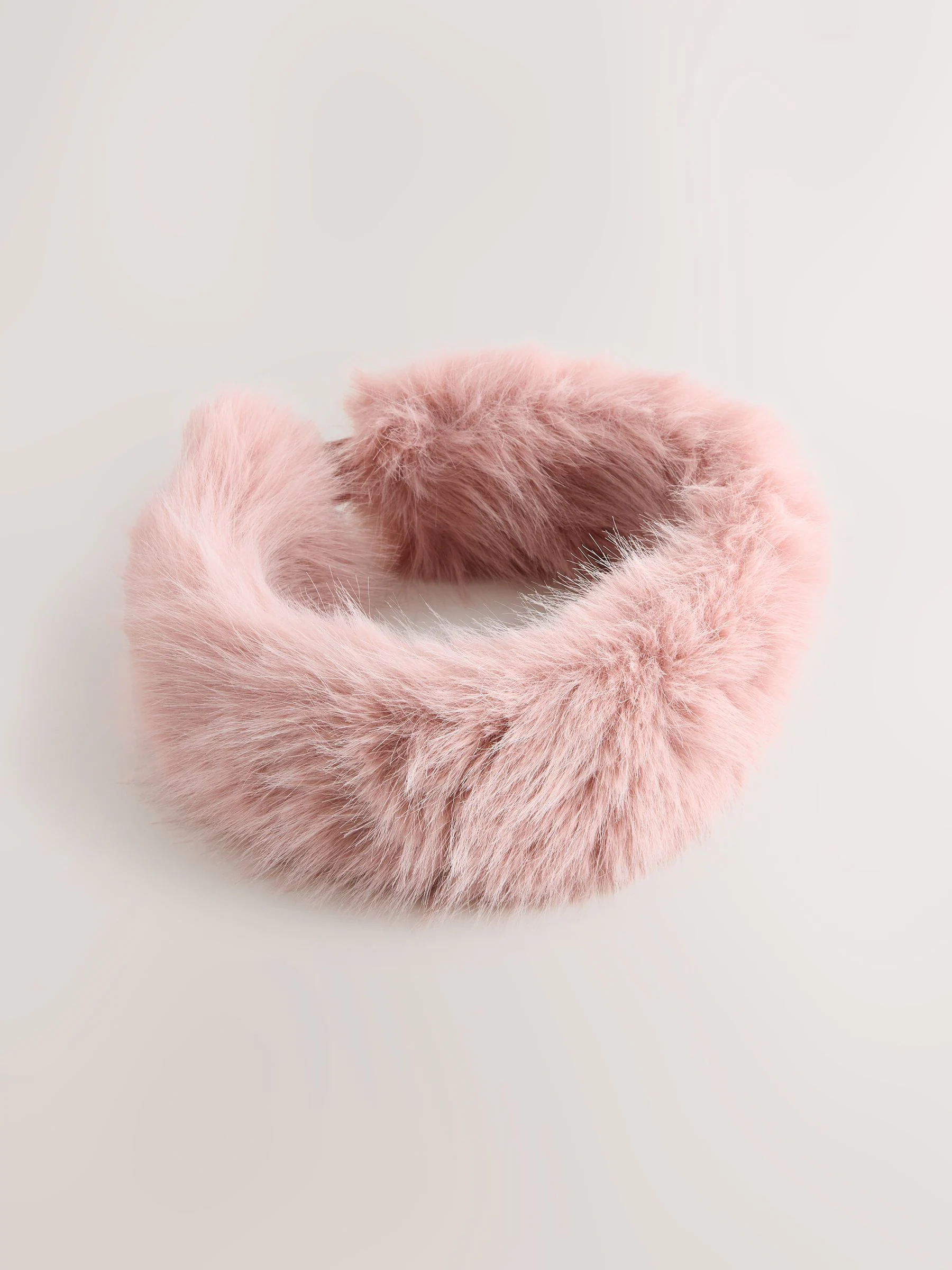 Roze - Haarband van imitatiebont