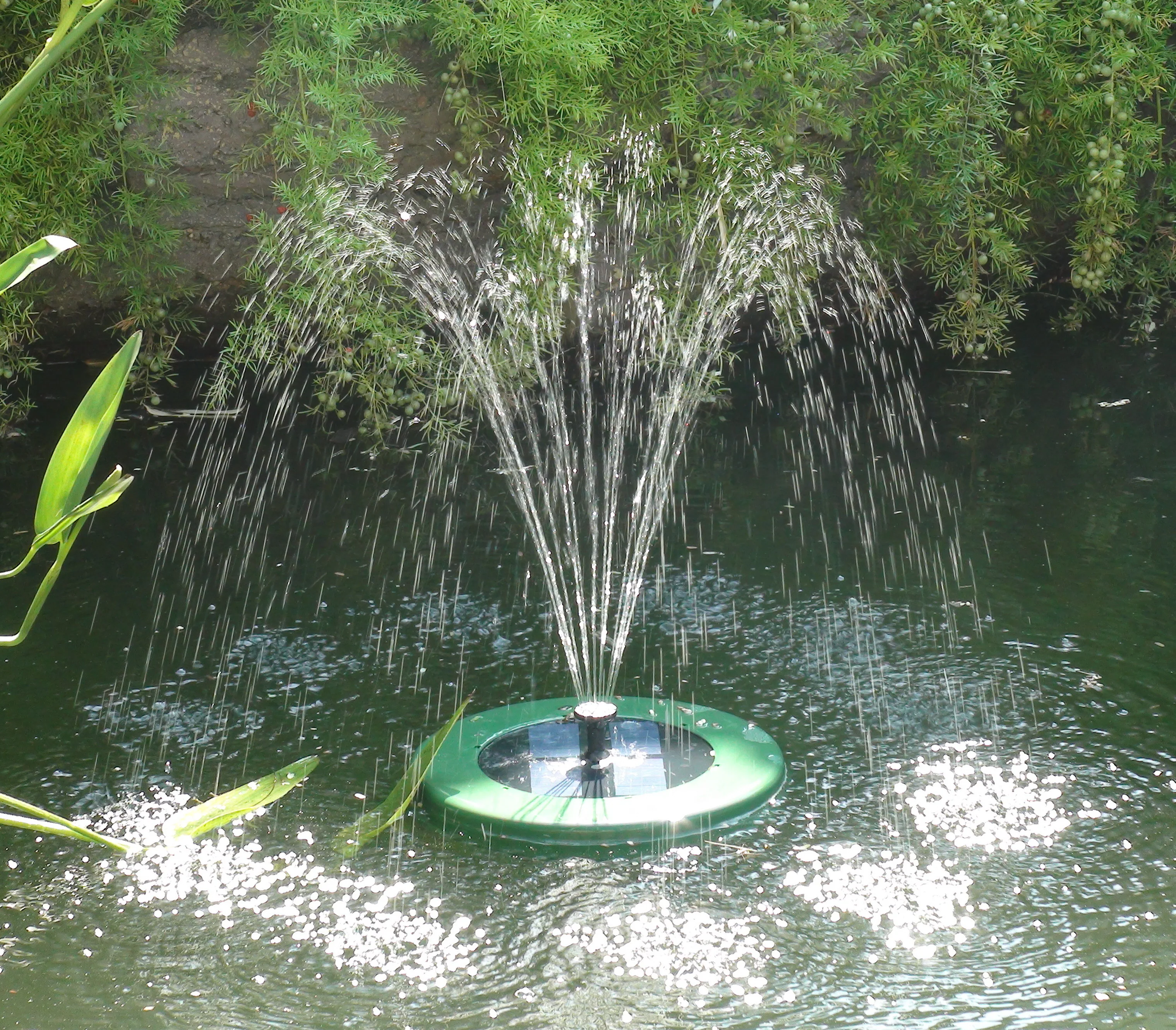 Mauk Solarspringbrunnenpumpe rund grün