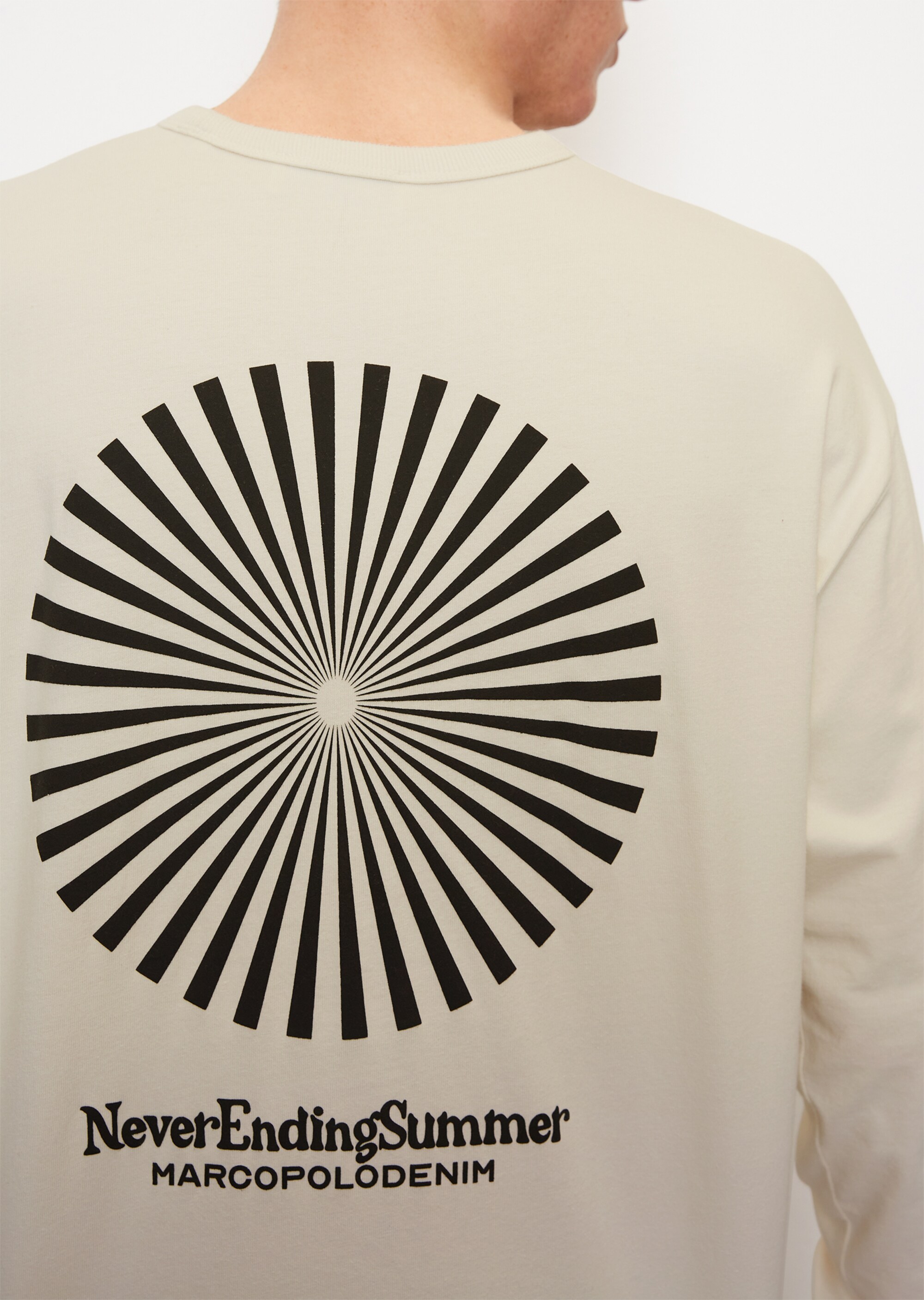 Oversize-Longsleeve mit großflächigem Rückenprint