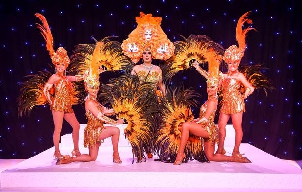 Carte Blanche Dresden - Travestie-Show mit Dinner