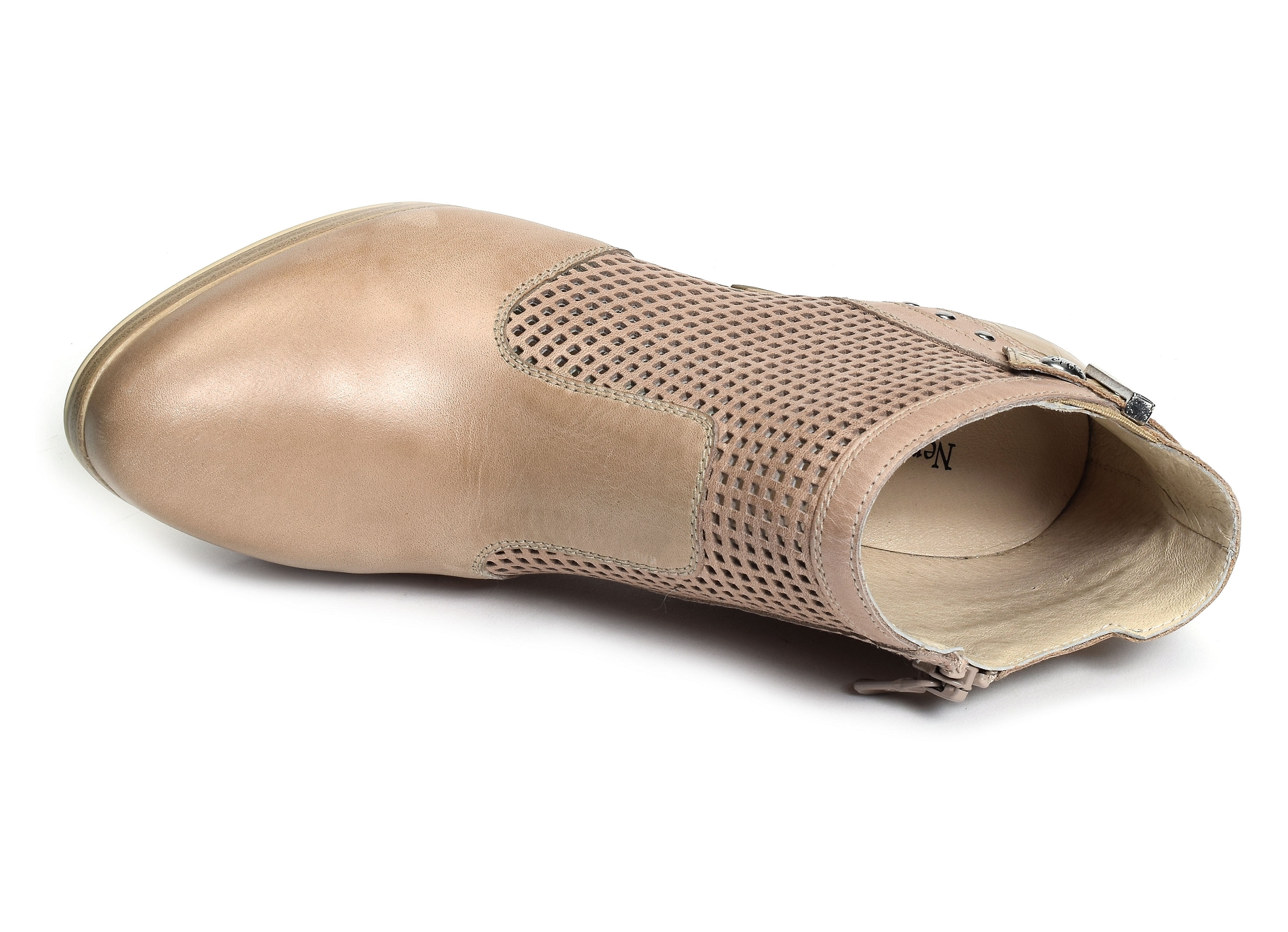 17860 beige