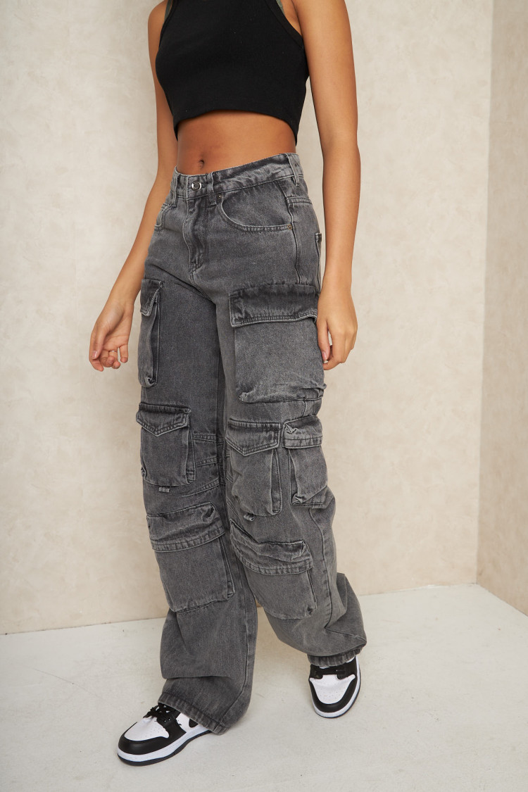 Jean cargo gris foncé
