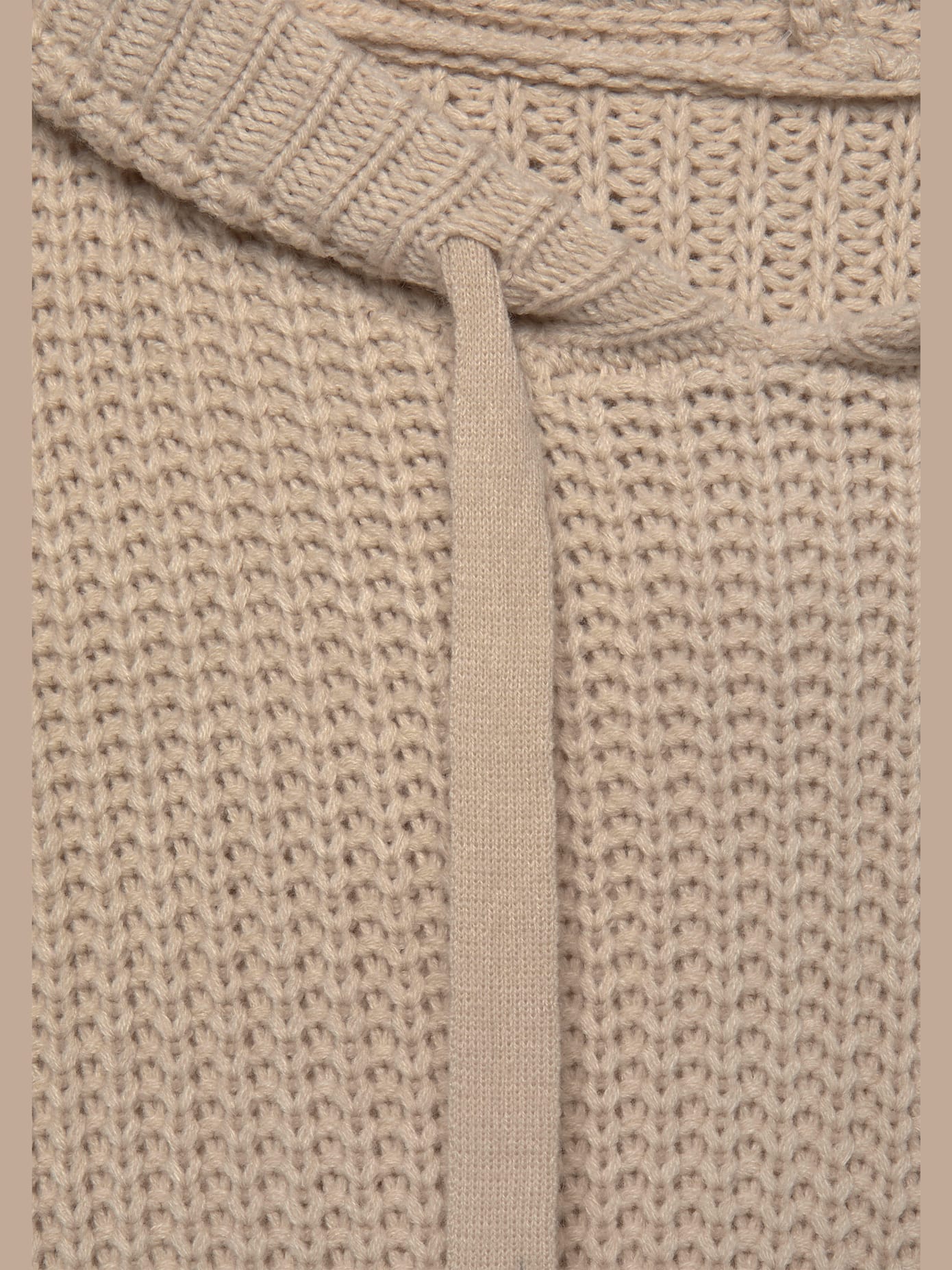 Pull à capuche en grosse maille douce
