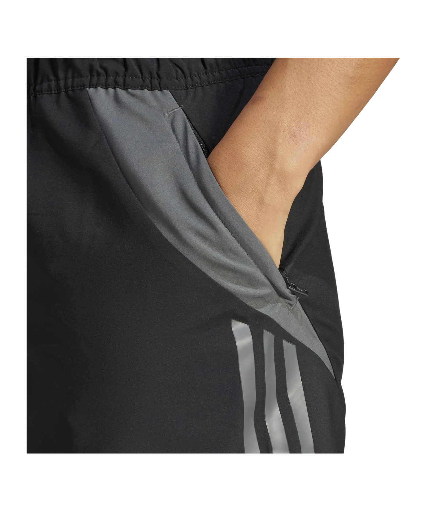 adidas Tiro 24 Competition Downtime Short Damen Schwarz