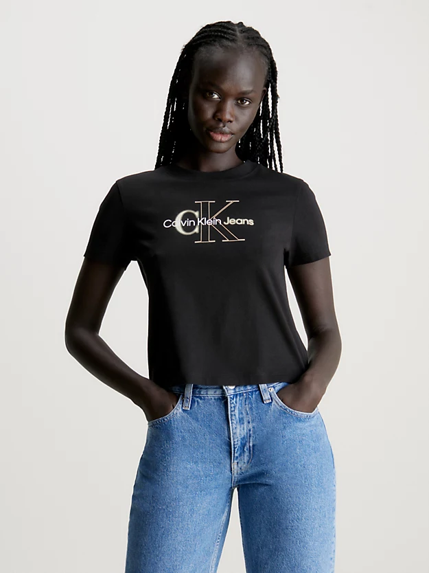 Camiseta curta com monograma