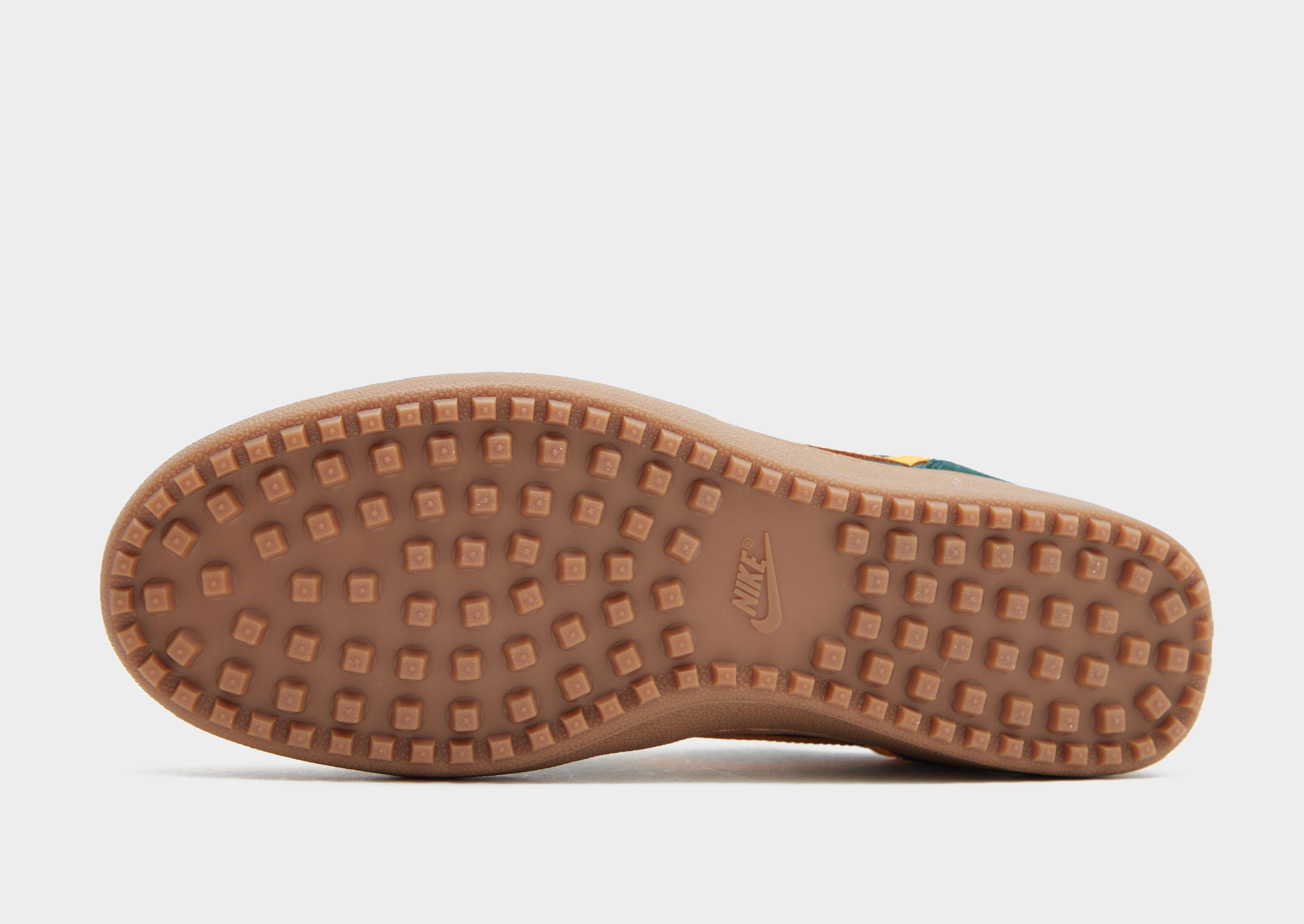 Nike Field General