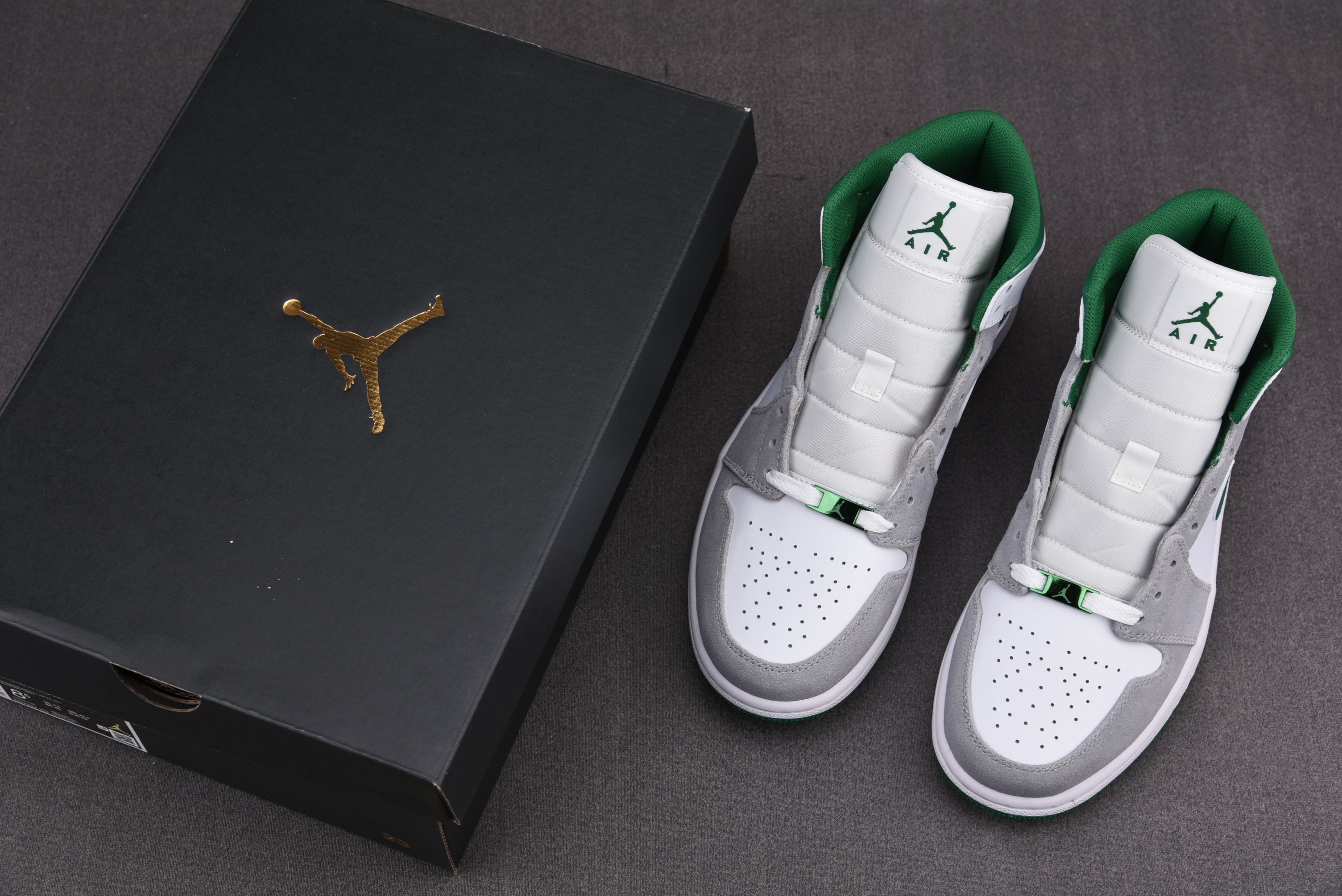 Jordan 1 Mid SE Grey Green