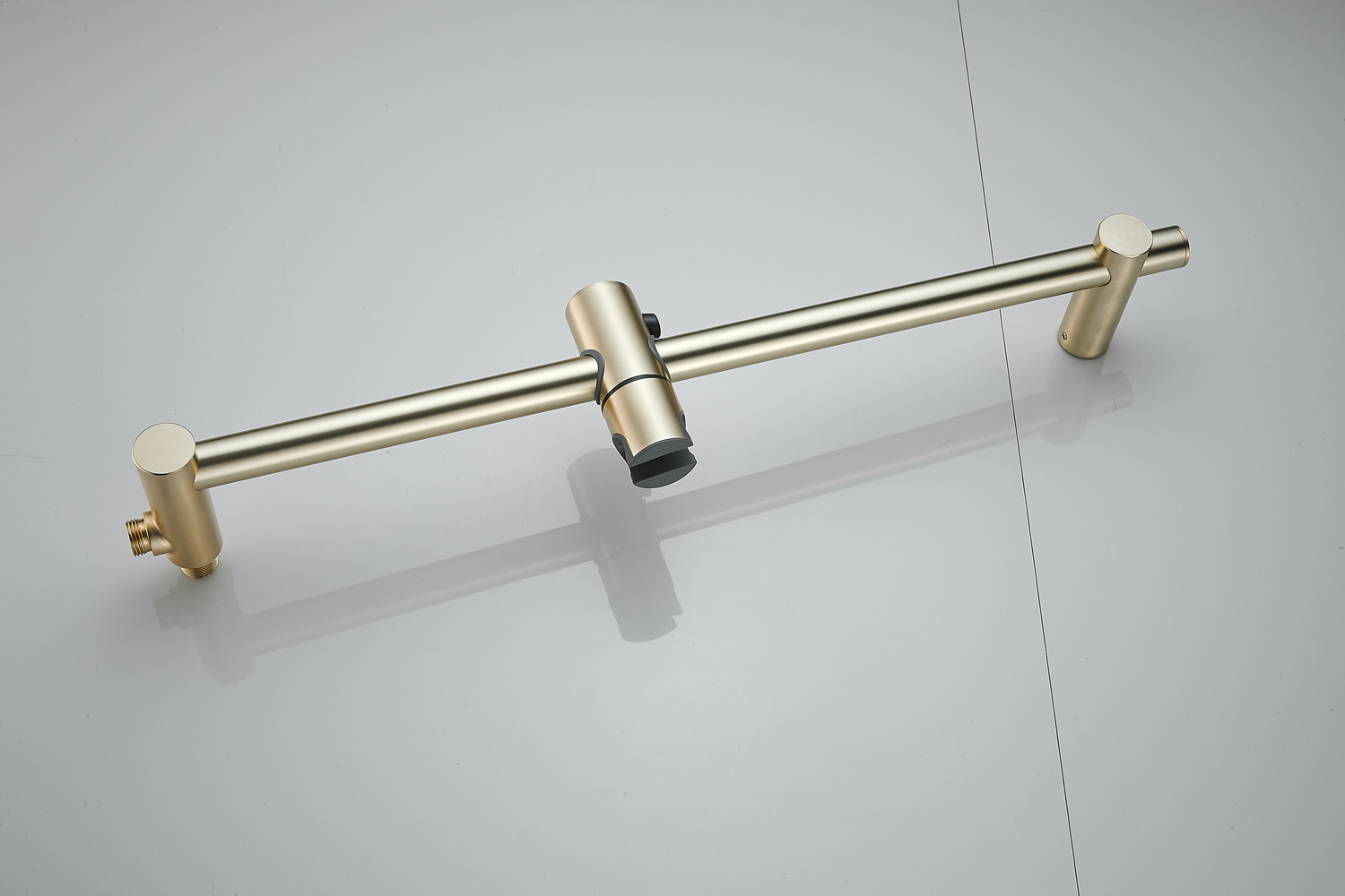 Saniclear Plus douche glijstang met wateraansluiting 60cm geborsteld messing mat goud