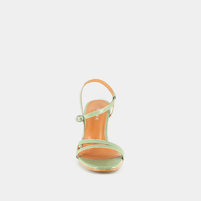 Sandales à talons et brides  en cuir brillant vert