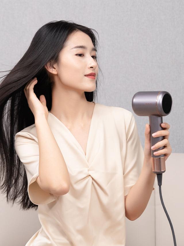Nano Ultrasonic F 8 /Haartrockner