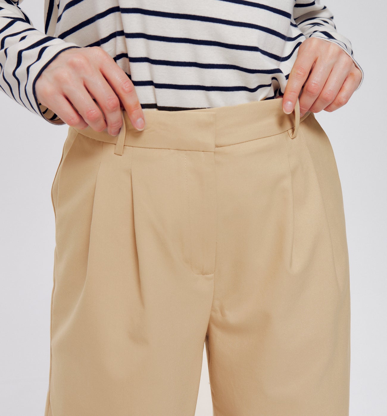 Pantalon large à pinces Femme - Beige