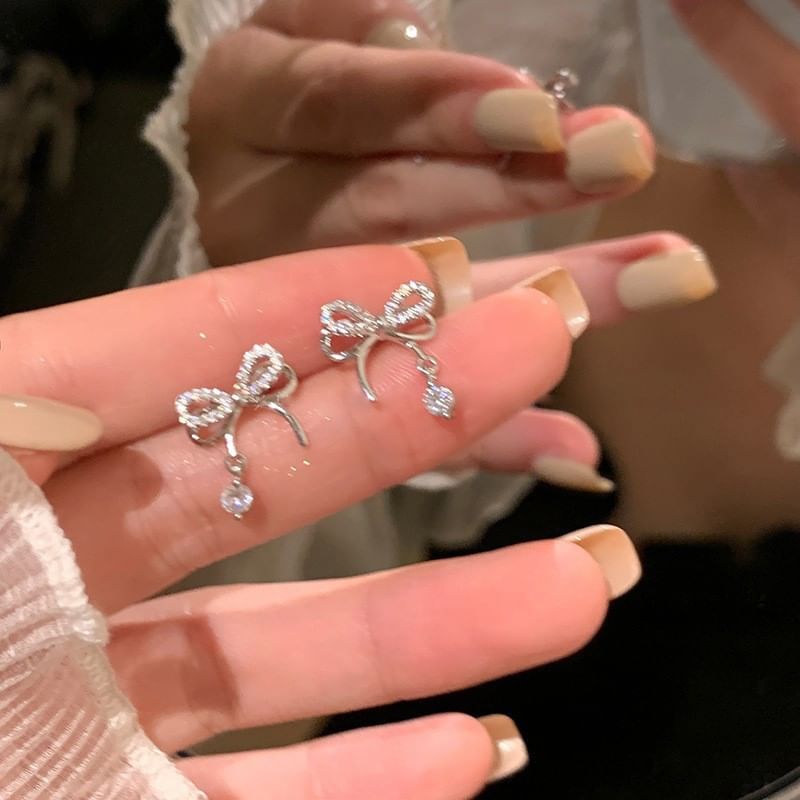 Chimerro - Oorbellen met strass-steentjes en strik