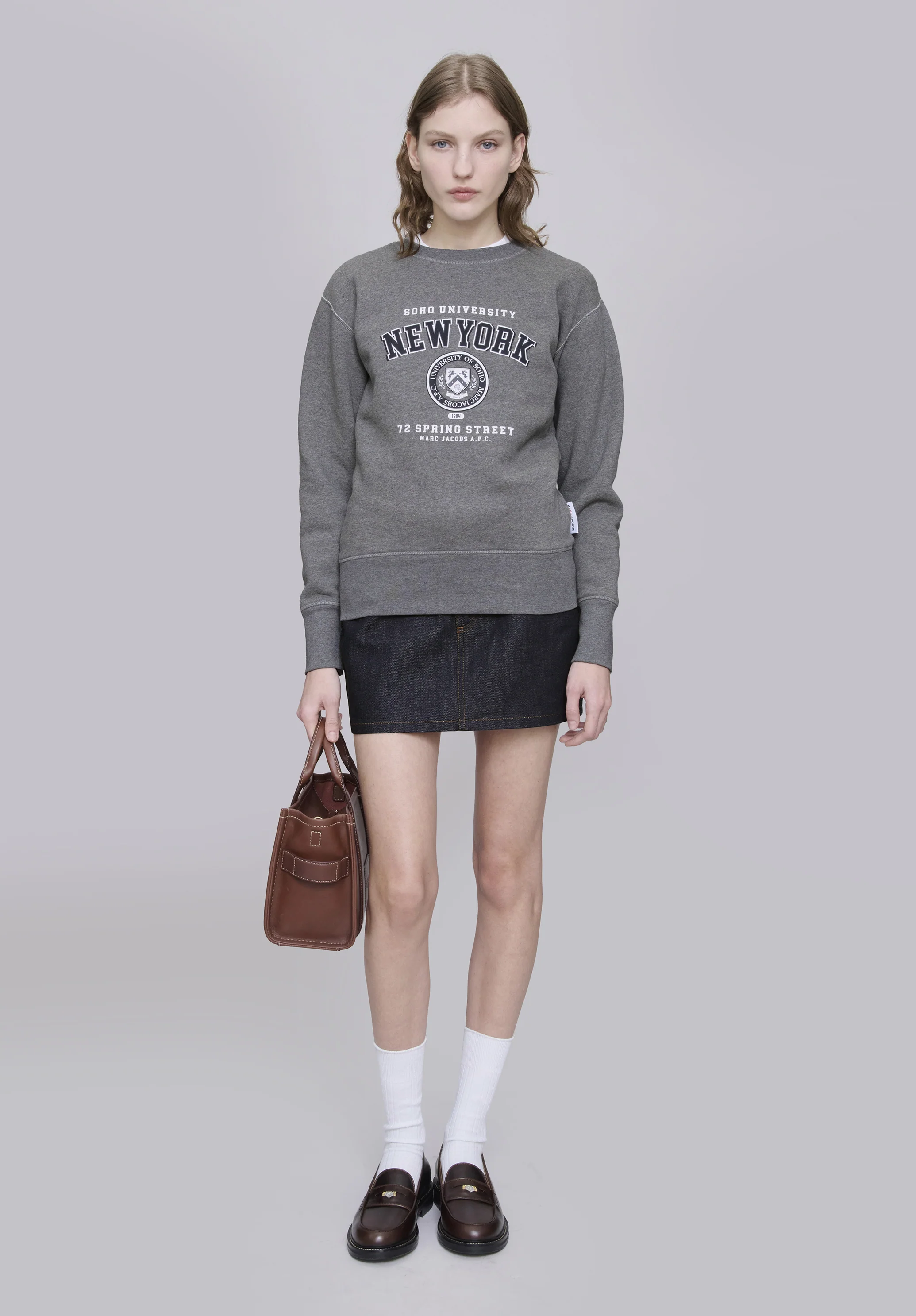 A.P.C. x Marc Jacobs. The Shrunken NY Crewneck - Gris chine