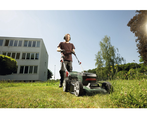 METABO RM 36-18 LTX BL 46 2x18V accu grasmaaier, inclusief mulchkit, zonder accu en lader