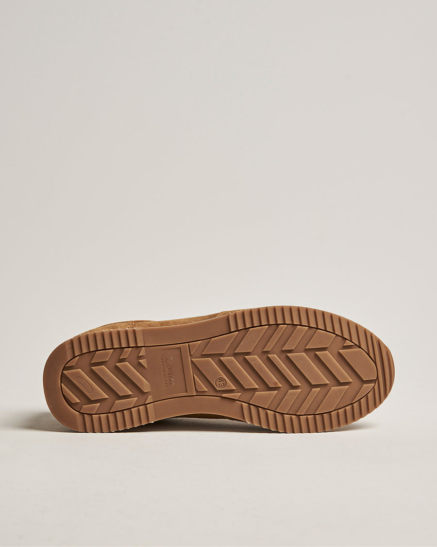 Design Loake Bannister Running Sneaker Tan Suede