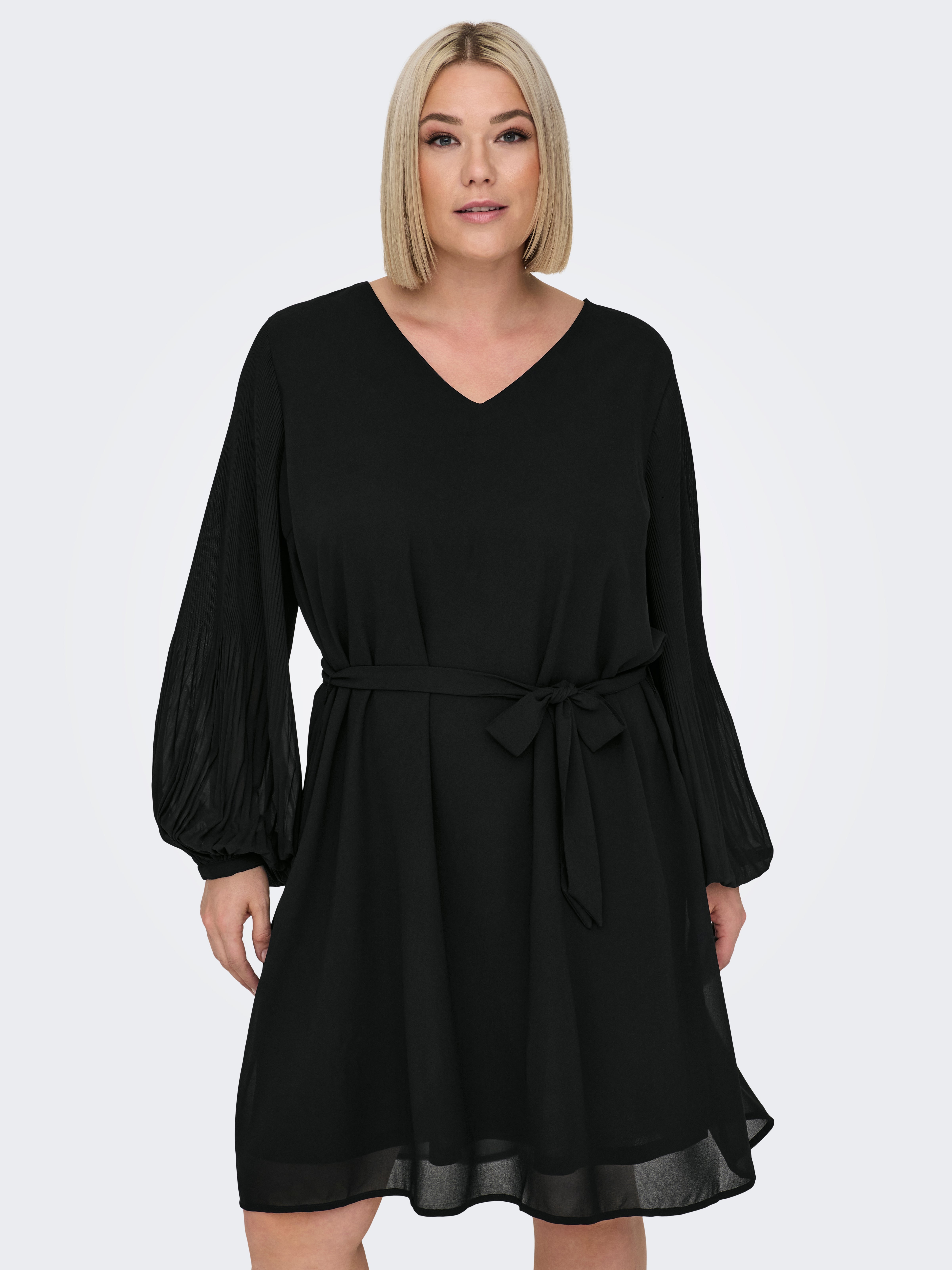 CARSTAR Kurzes Kleid Black