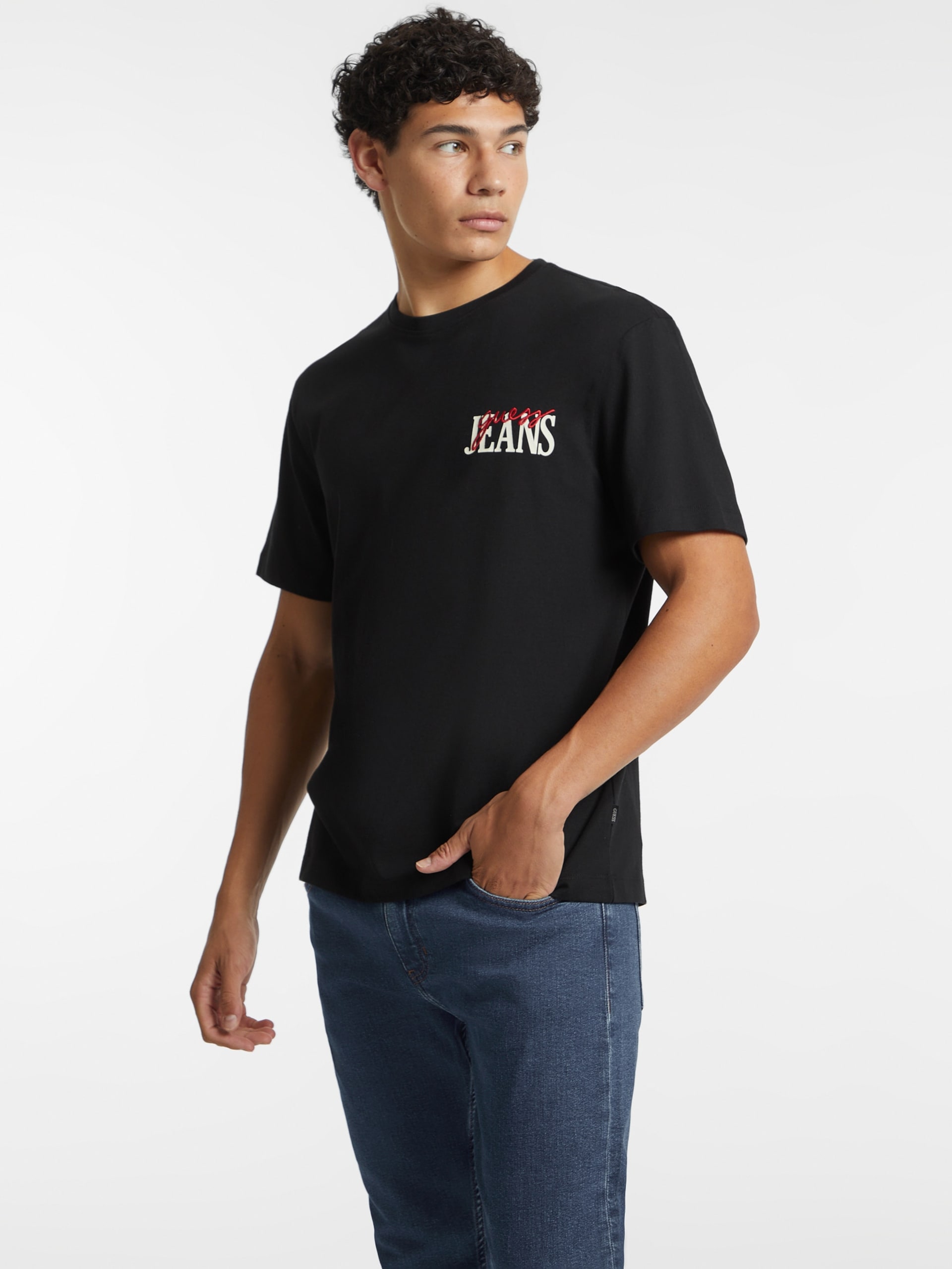 Camiseta com logo misto no peito