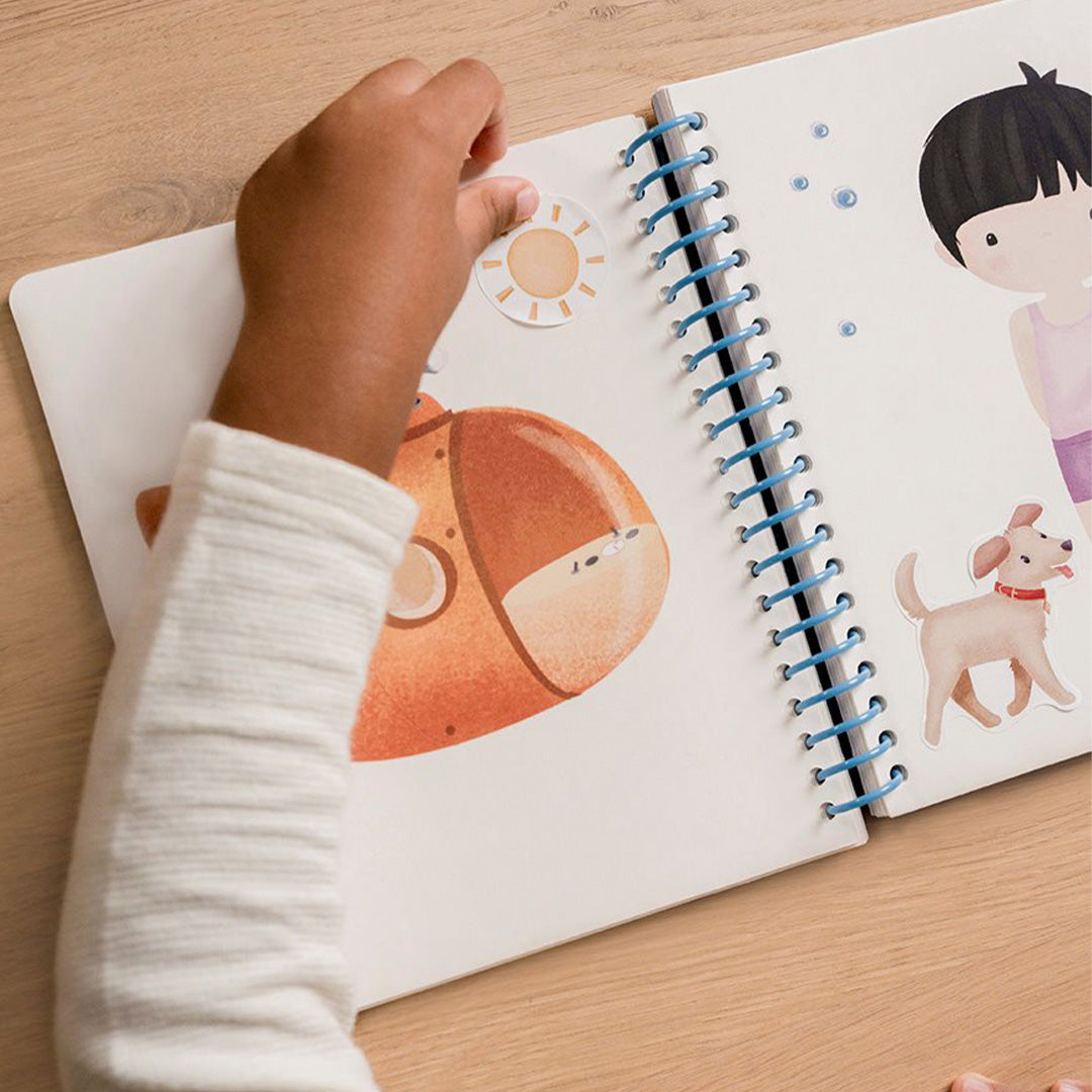 Little dutch aankleed- en stickerboek jim
