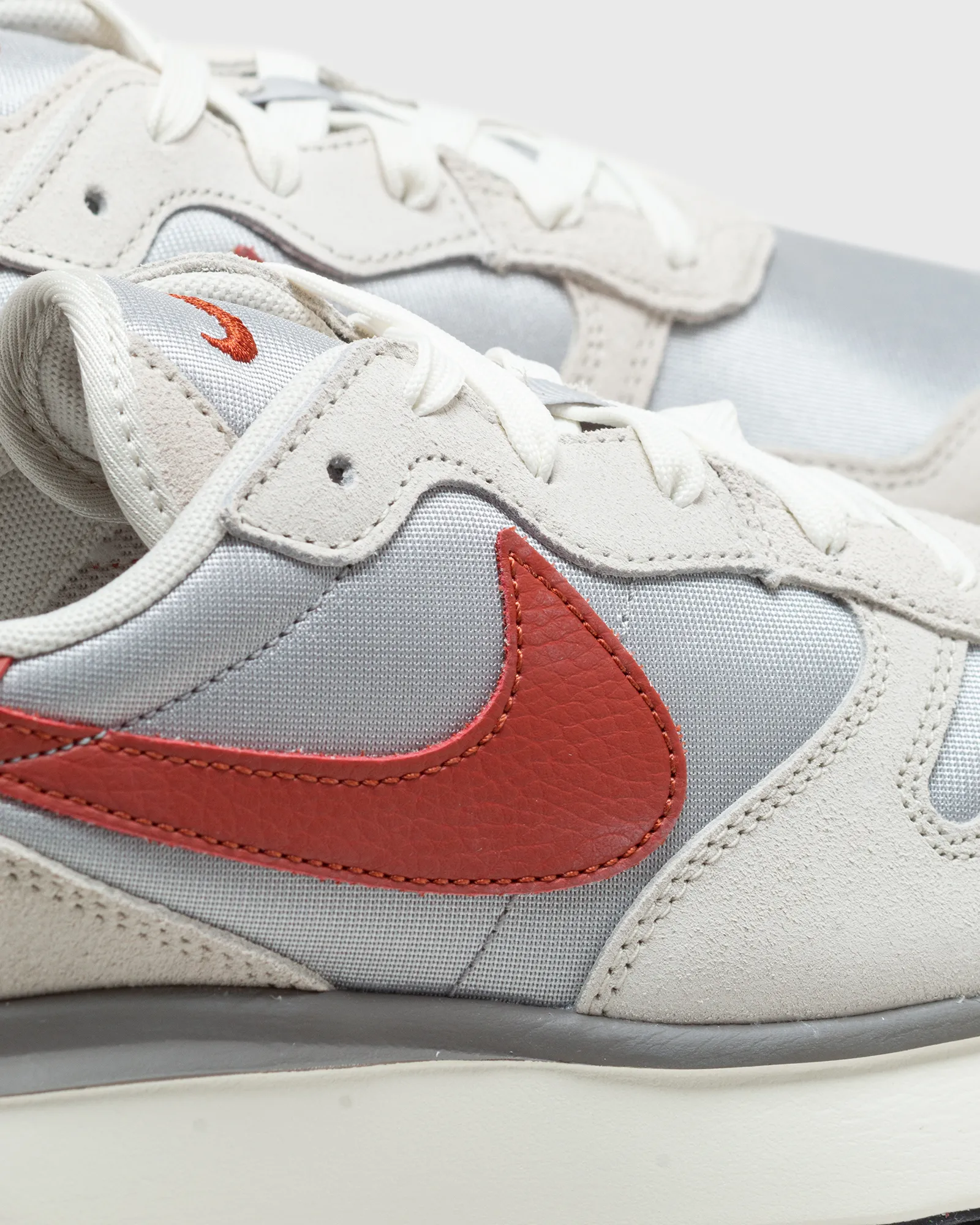 Nike W NIKE PHOENIX WAFFLE