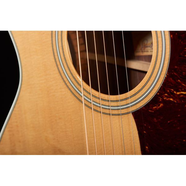 Taylor 414Ce-R V-Class