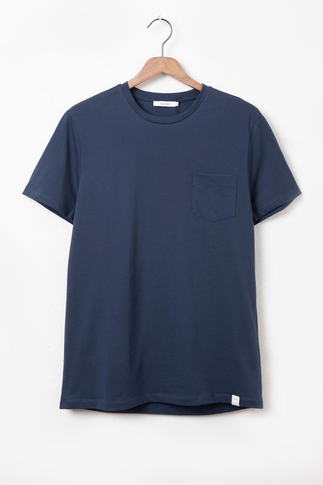 Donkerblauw T-shirt met borstzakje