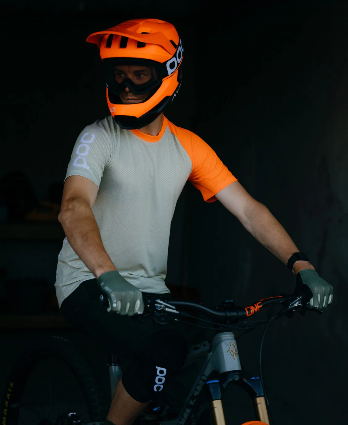 POC Otocon Race Mips Fullfacehjelm fluorescent orange/uranium black