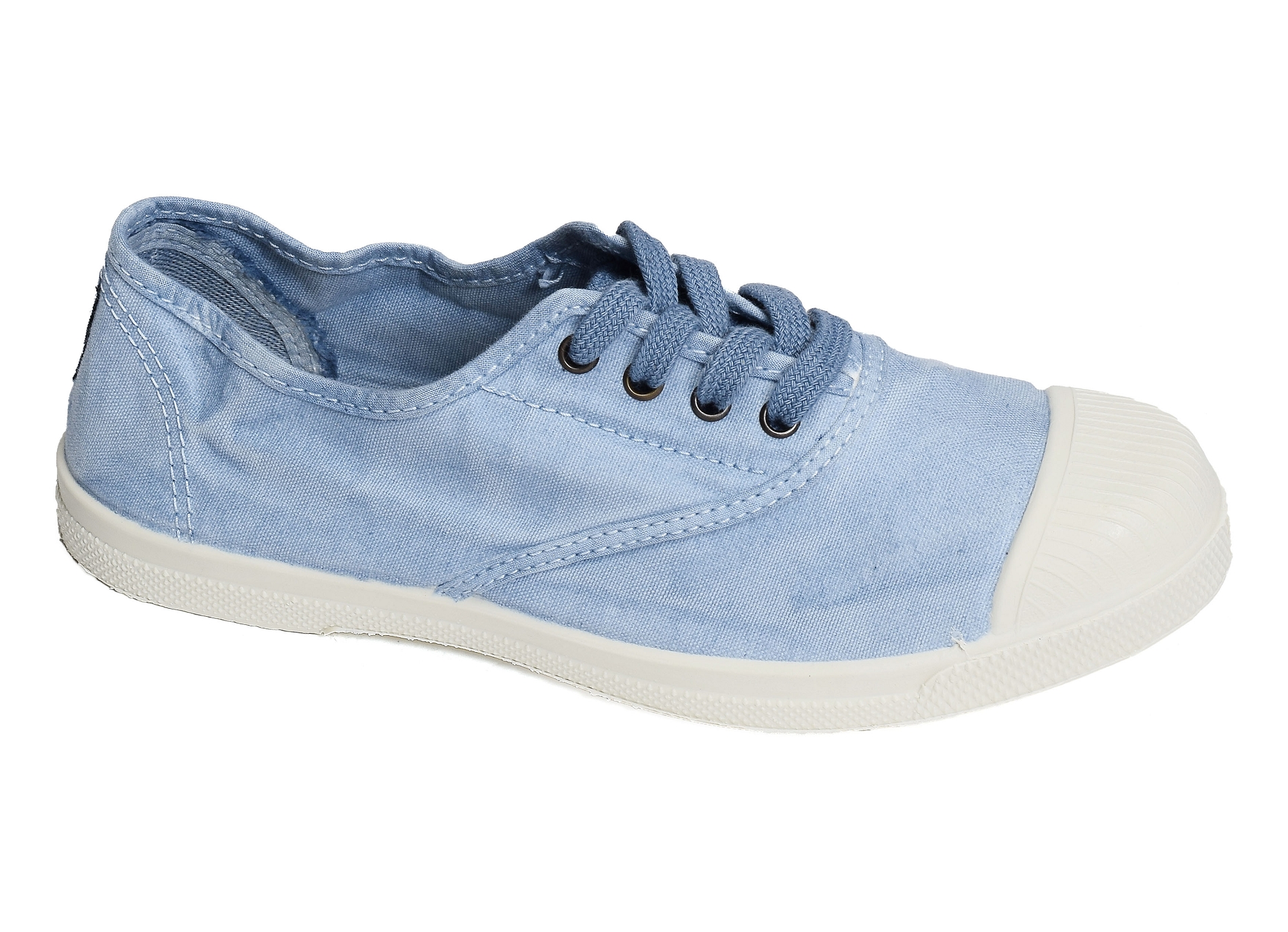102 bleu ciel