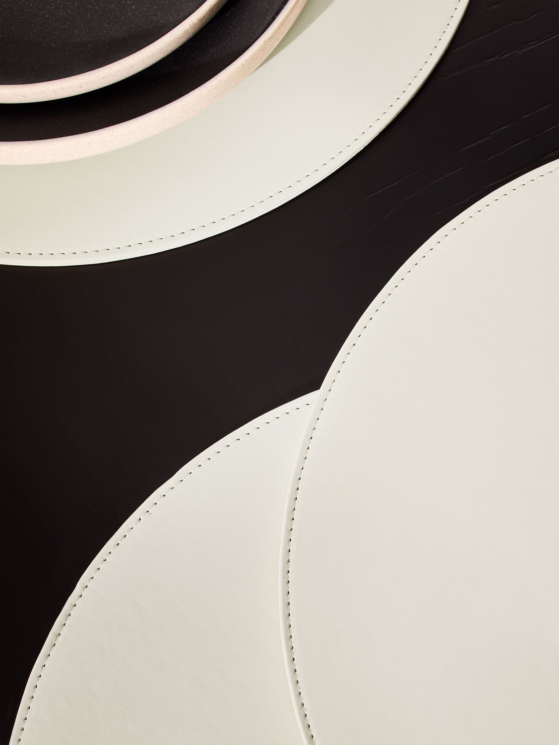 Set van 4 grote placemats van imitatieleer