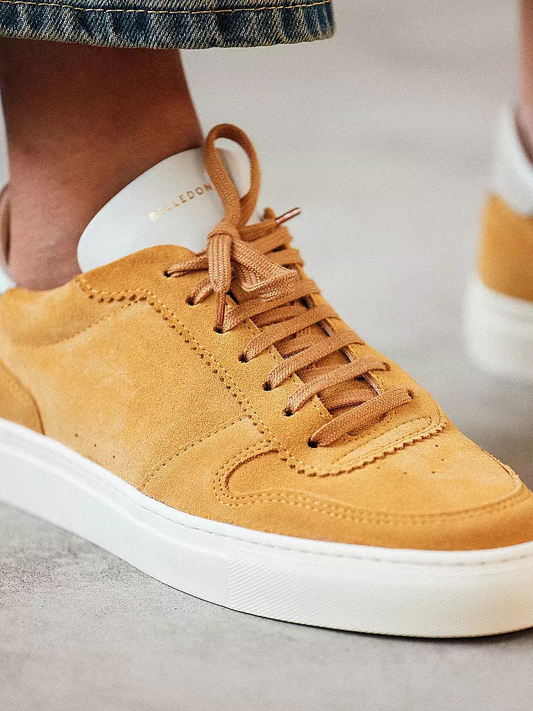 BELLEDONNE PARIS Sneaker B07 gelb