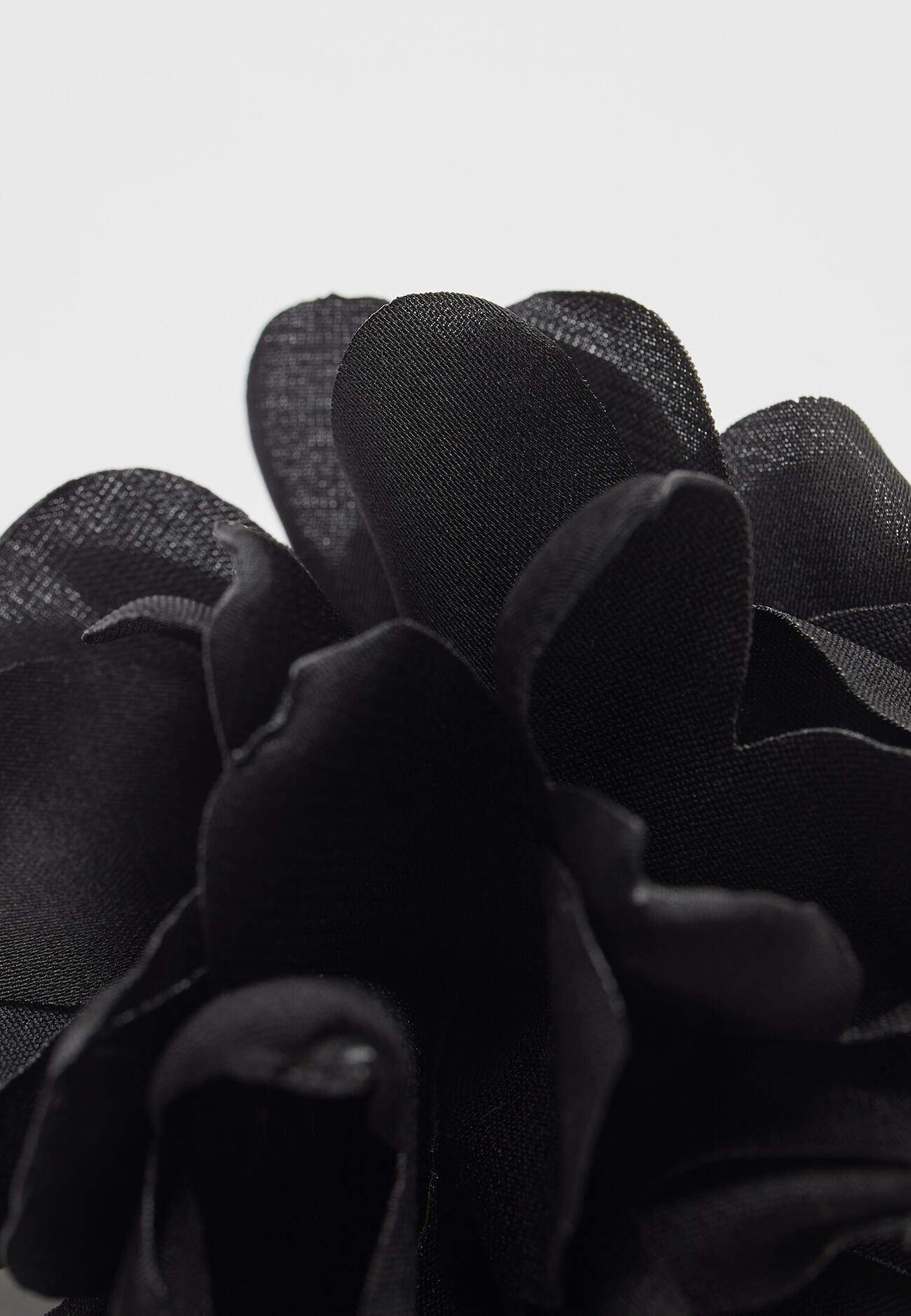 Conjunto de 2 scrunchies de flores
