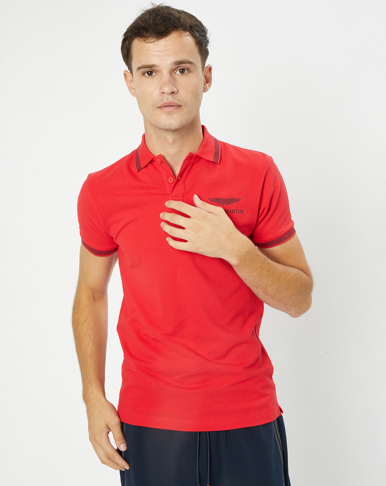 Hackett London Polo Aston Martin Racing Détail Col rouge