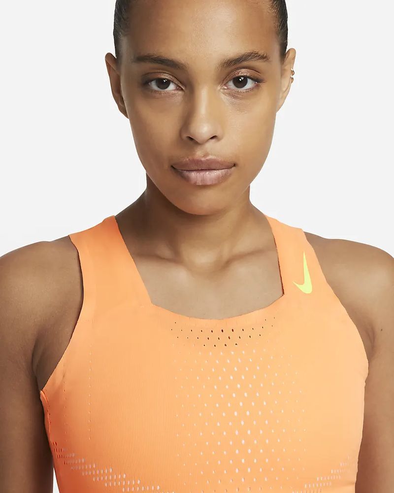 Crop top de running Nike Dri-FIT pour femme