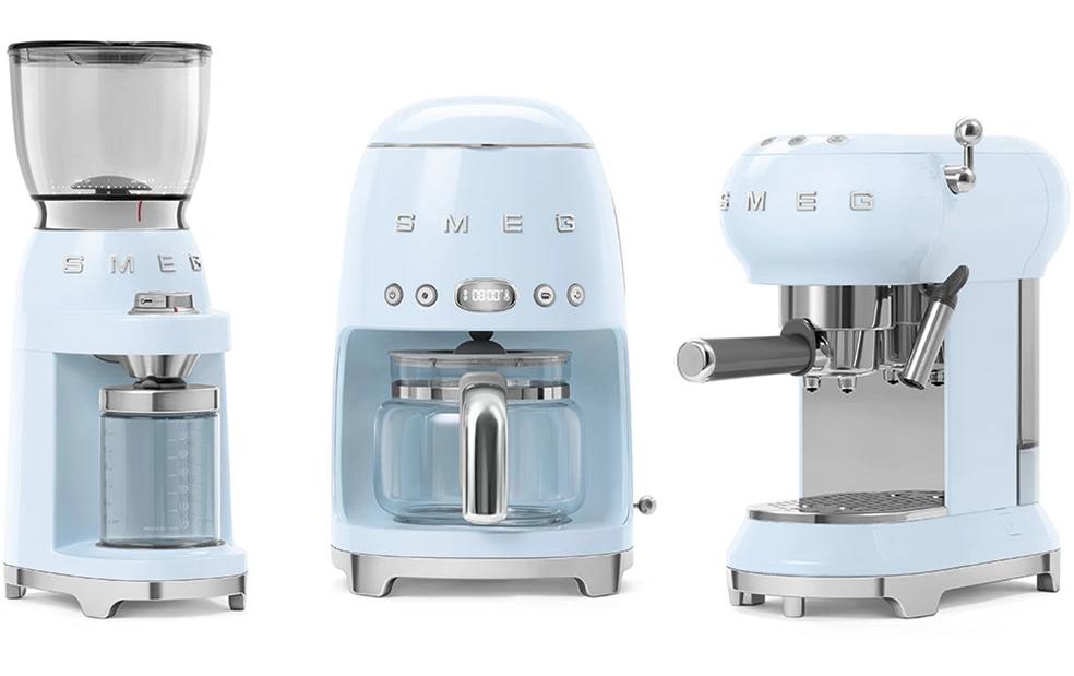 Filterkaffeemaschine 50's Style DCF02PBEU Pastellblau<br>Kaffeemaschine mit Glaskanne