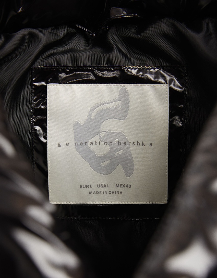 Colete acolchoado Generation Bershka com efeito vinil