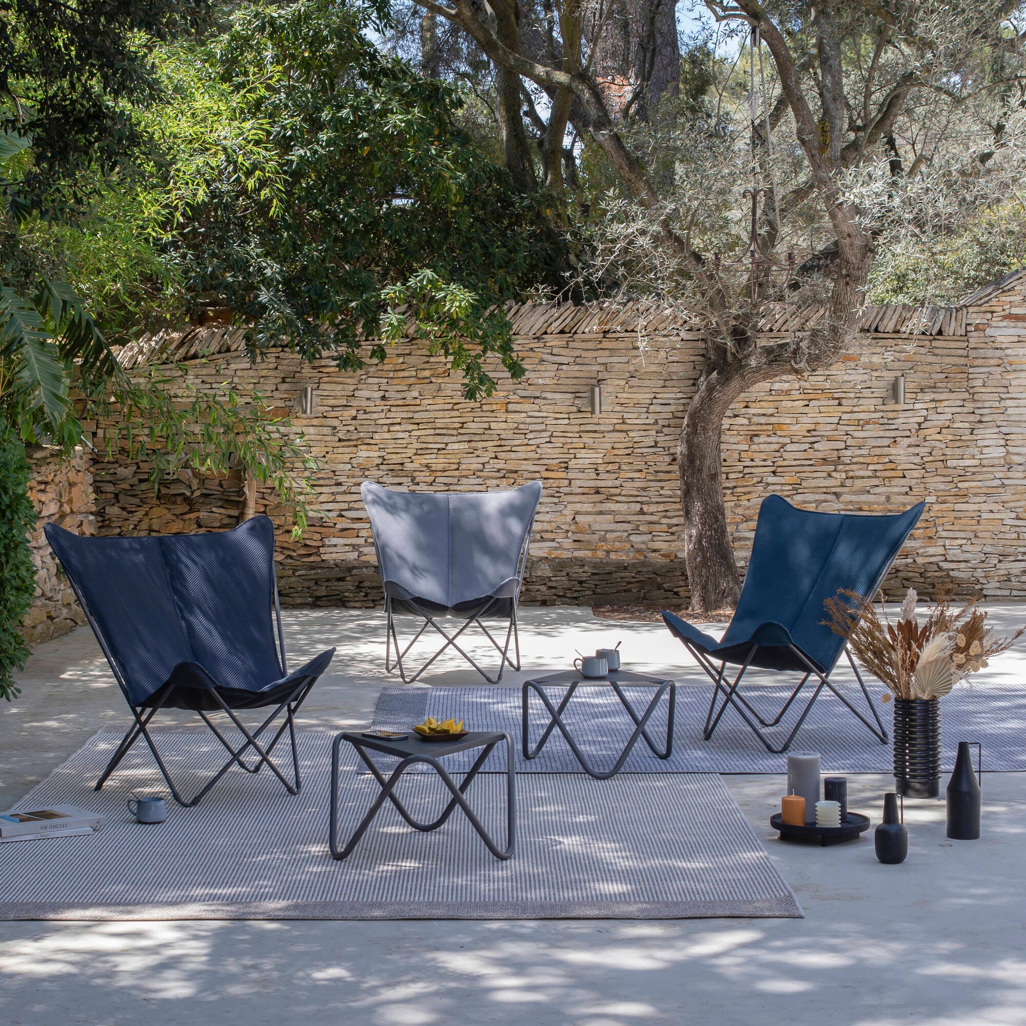 Gepolsterter Breiter Butterfly Chair Pop Up XL BeComfort® Blau Bleu Encre