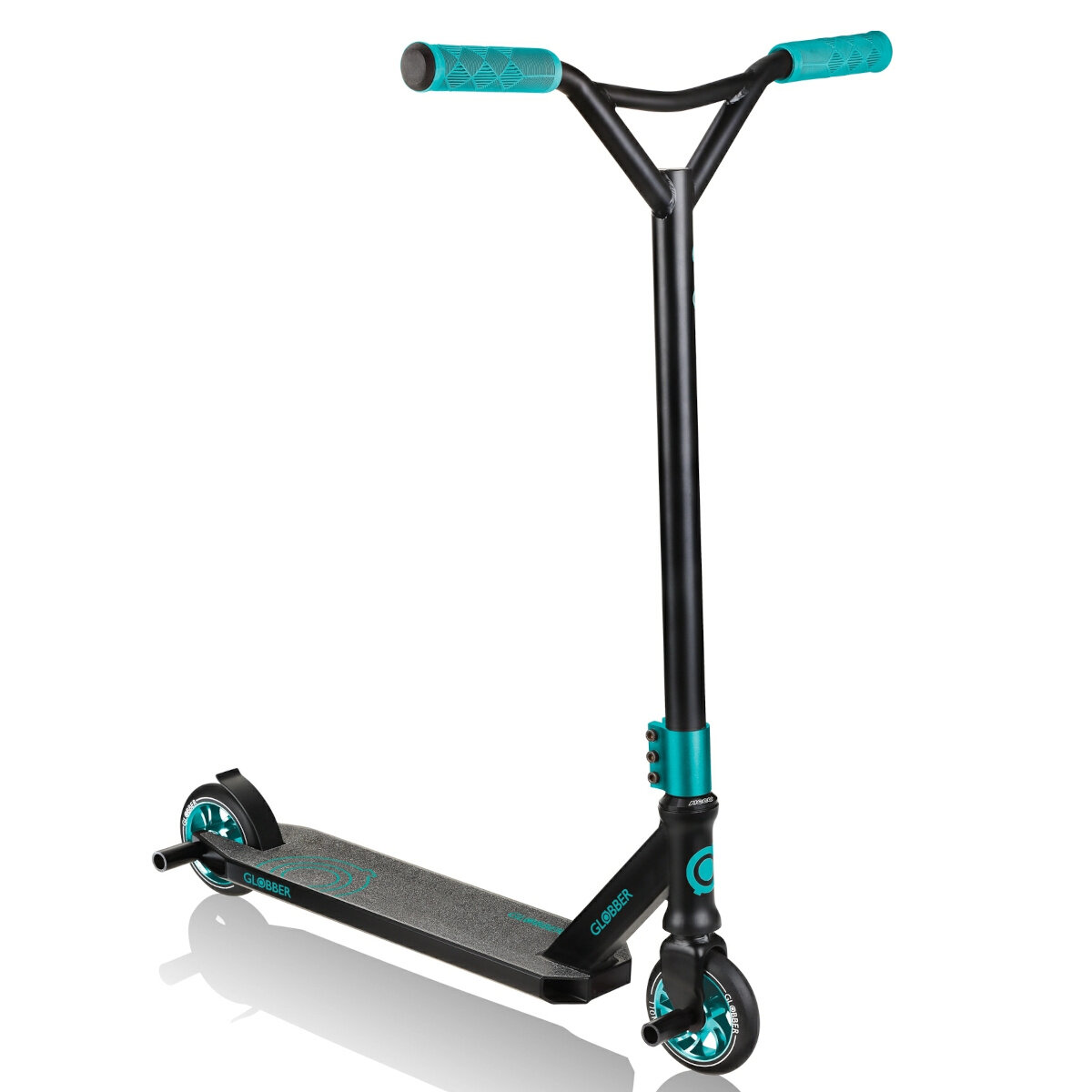 Authentic Sports & Toys Authentic Sports Globber Stuntscooter GS 720