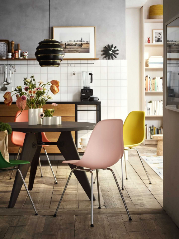 Vitra Eames DSX stoel zwart gepoedercoat onderstel, Light Grey