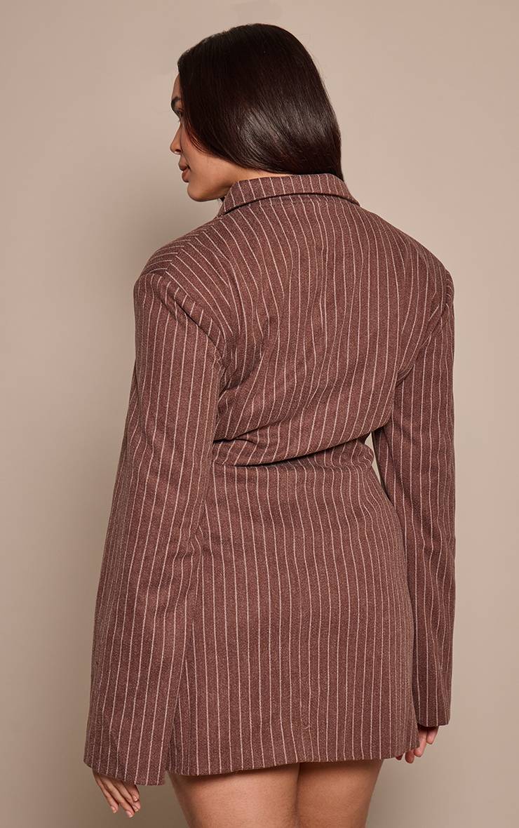 Chocolat Robe Blazer Grande Taille À Rayures Tennis Et Texture Brossée À Manches Longues