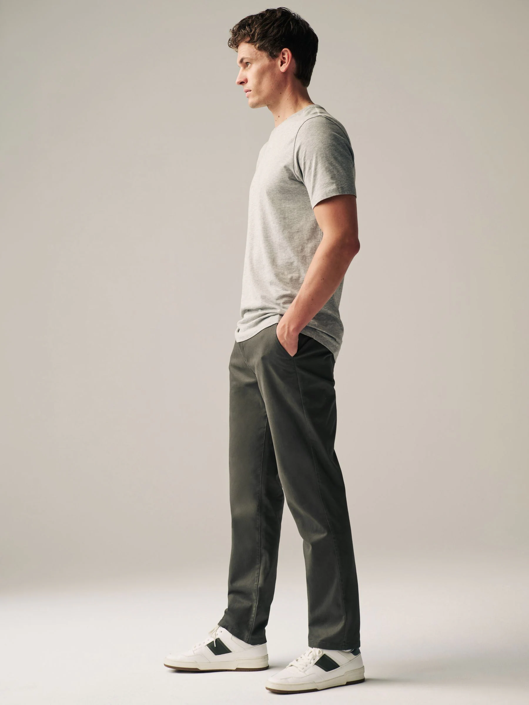 Groen-kaki - Straight fit - Stretchy chino