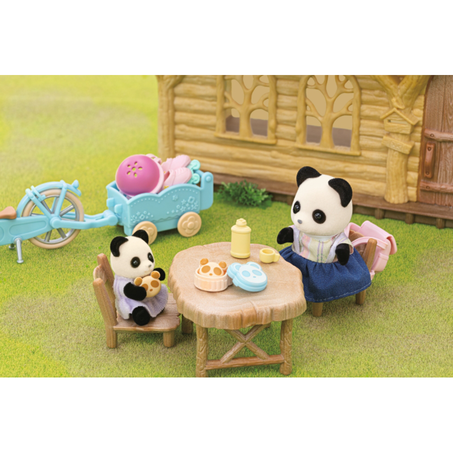 Sylvanian Families® Fahrrad- und Rollschuhe Spielset mit Figur