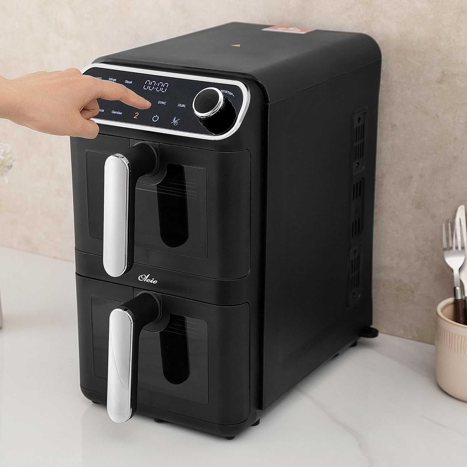 Maestro Airfryer Doppelkammer XXL Heißluftfritteuse 2 Kammern I 2460W - Heißluftfritteuse mit Glas Sichtfenster I 11L I Antihaftbeschichtung I spülmaschinenfest I platzsparend I energiesparend