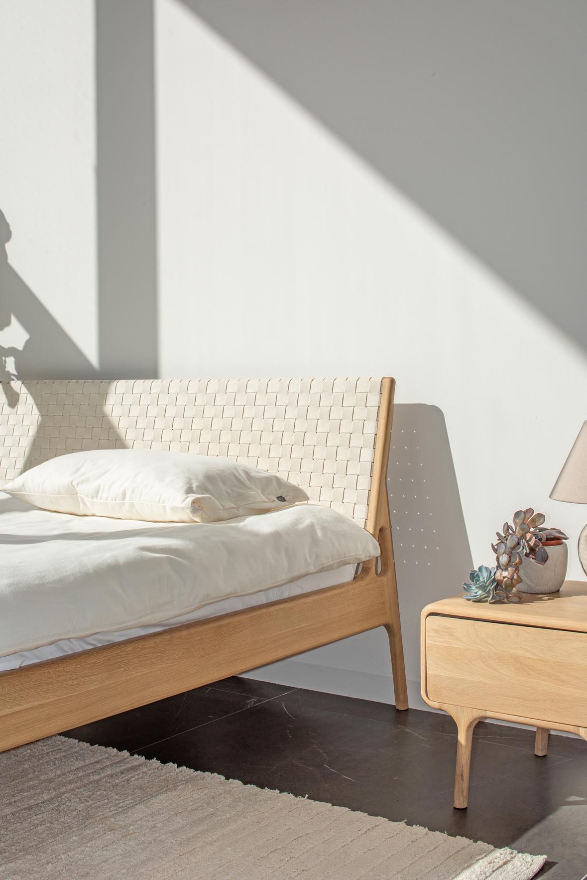Fawn bed 140x200 whitewash deep frame, cotton webbing white