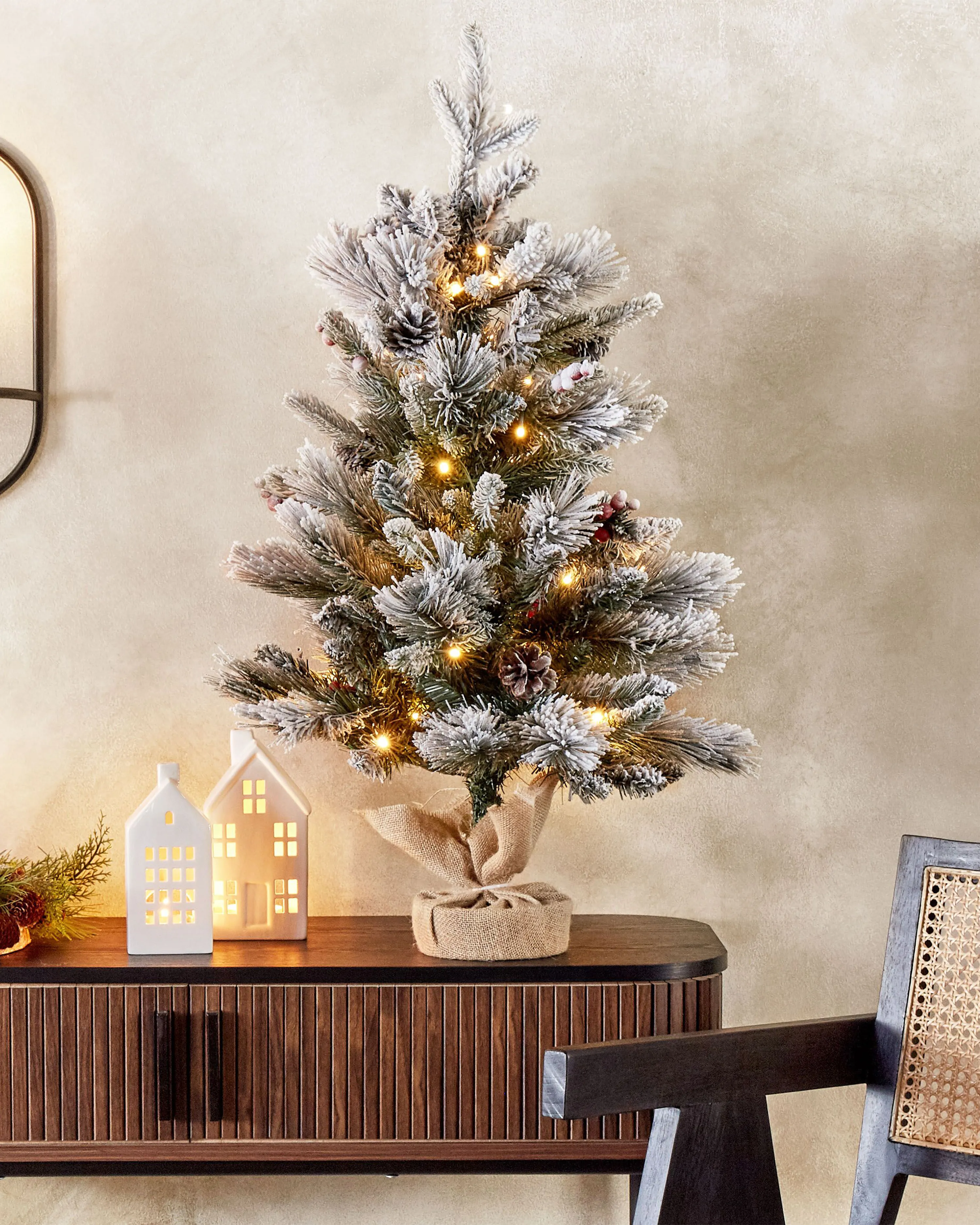 Besneeuwde kunstkerstboom LED MALIGNE 90 cm Wit