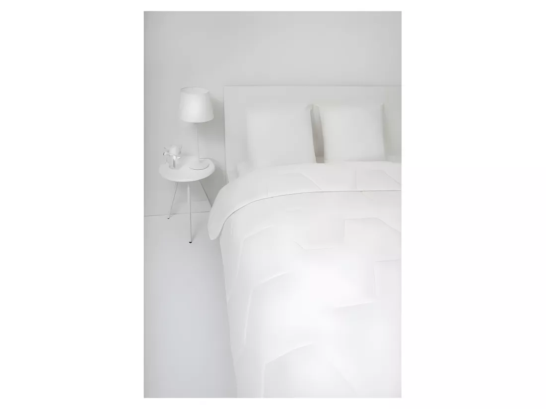 ABEIL Couette NUAGE de DOUCEUR 140x200 cm blanc